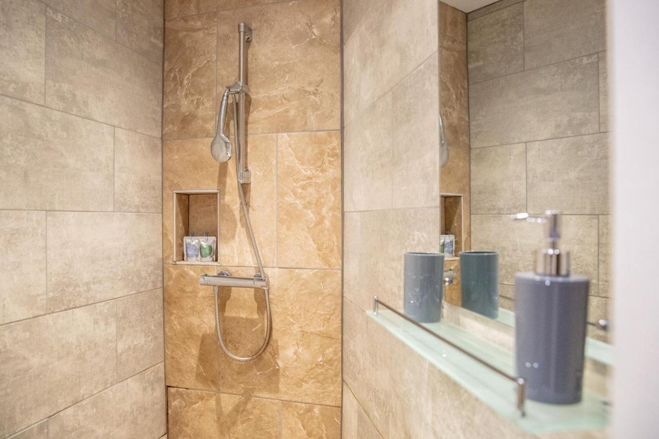 Groveside Holiday Lets سولتبرن باي ذا سي المظهر الخارجي الصورة